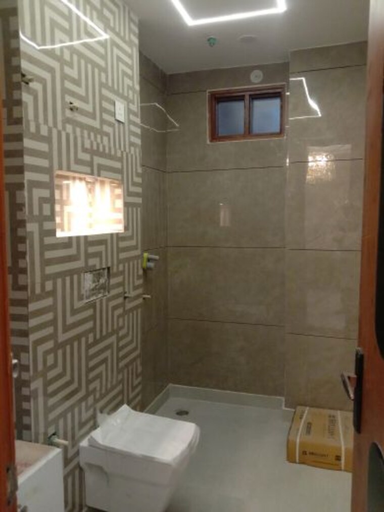 Bathroom, dwarka 4 Bedroom 1035 Sq.Ft. Builder Floor In Dwarka Delhi 10215782