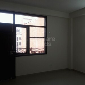 Room in 2 BHK Builder Floor at Khirki Extension – for Rent