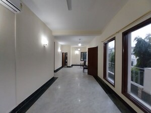 Room in 3 BHK Builder Floor at Vasant Vihar – for Rent