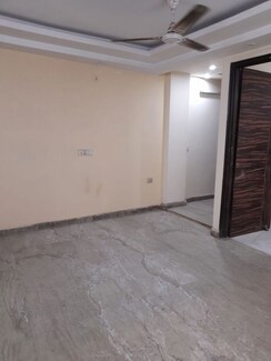 3 BHK + Pooja Room Builder Floor For Rent in Govindpuri