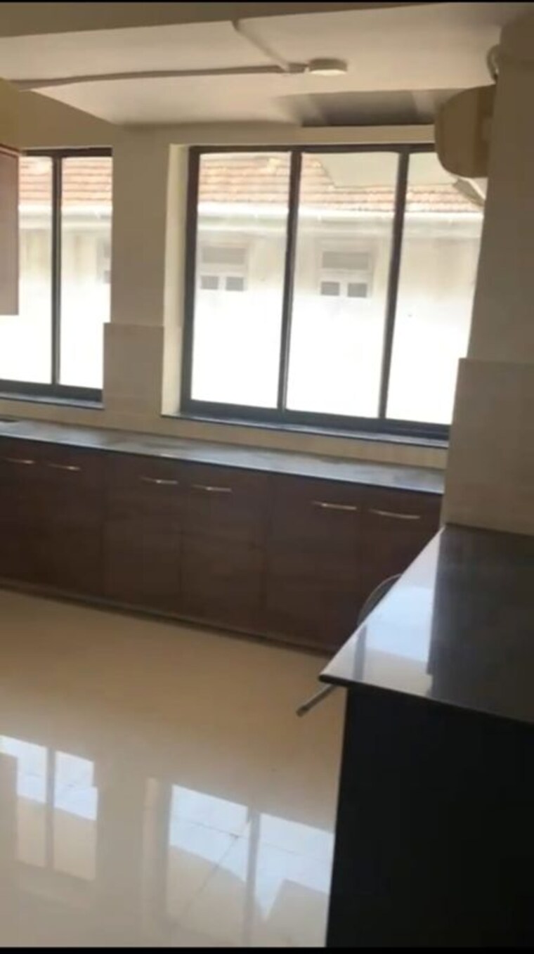 Kitchen, cuffe parade 4 Bedroom 2000 Sq.Ft. Apartment In Cuffe Parade Mumbai 10215868