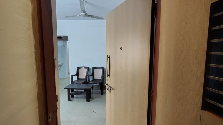 Bathroom, malad east Pg For Girls In Malad East 10215872