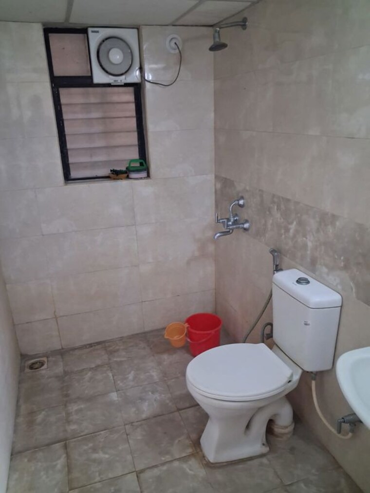 Bathroom, aarti-heights 2 Bedroom 888 Sq.Ft. Apartment In Mohammadwadi Pune 10215892