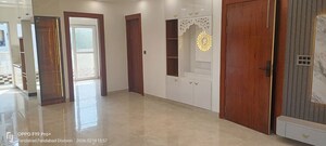 Room in 3 BHK Builder Floor at Puri Kohinoor, Sector 89 – for Rent