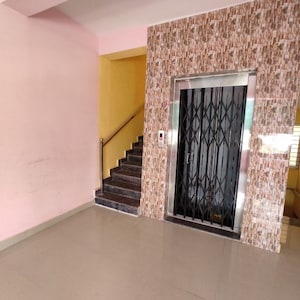 Room in 1.5 BHK Builder Floor at Madhapur – for Rent