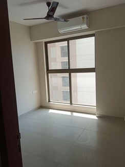 2 BHK Apartment For Rent in Runwal Gardens
