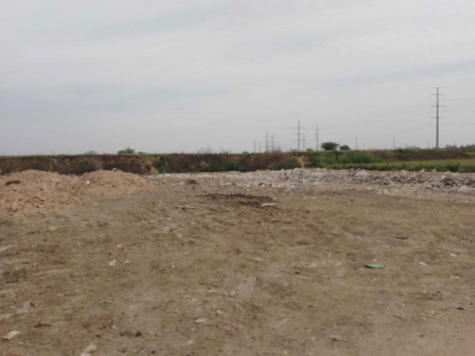 Plot For Sale in Begampur
