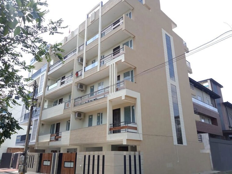 Exterior View, sector 55 1 Bedroom 125 Sq.Yd. Builder Floor In Sector 55 Gurgaon 10215955