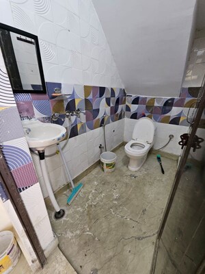 Team Area in 1 RK Builder Floor at Rohini – for Rent