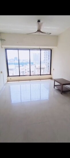 2 BHK Apartment For Rent in Montreal Tower