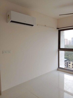 Room in 1 BHK Apartment at Lodha Casa Viva, Majiwada – for Rent