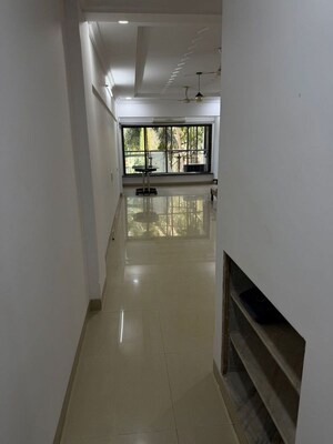  2 BHK Apartment at Juhu – for Rent