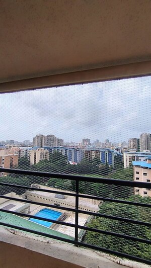 2.5 BHK Apartment For Rent in Kalpataru Srishti, Mira Road