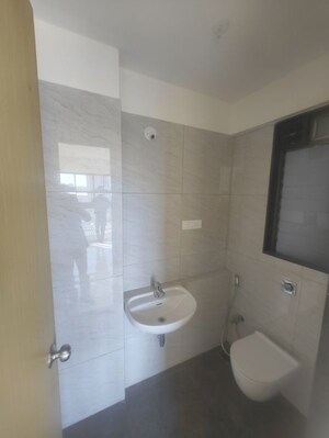 Bathroom in 1.5 BHK Apartment at Chandiwala Pearl Heaven, Andheri East – for Rent