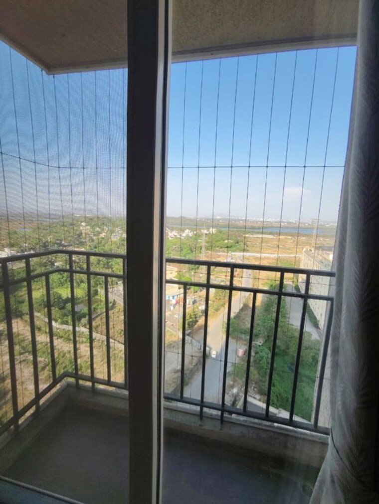 Balcony, vijay-orovia 2 Bedroom 619 Sq.Ft. Apartment In Ghodbunder Road Thane 10216015