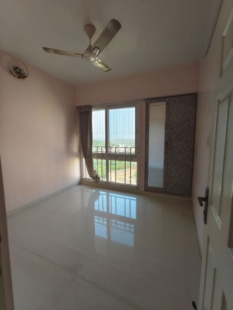 Room, vijay-orovia 2 Bedroom 619 Sq.Ft. Apartment In Ghodbunder Road Thane 10216015