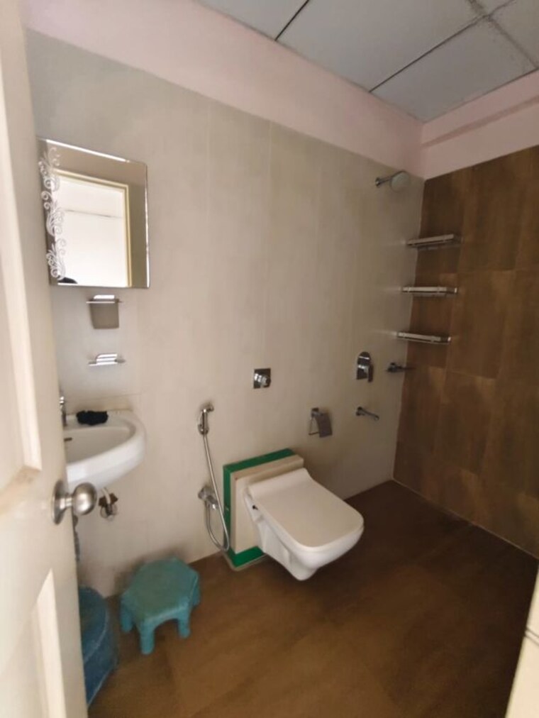 Bedroom, vijay-orovia 2 Bedroom 619 Sq.Ft. Apartment In Ghodbunder Road Thane 10216015