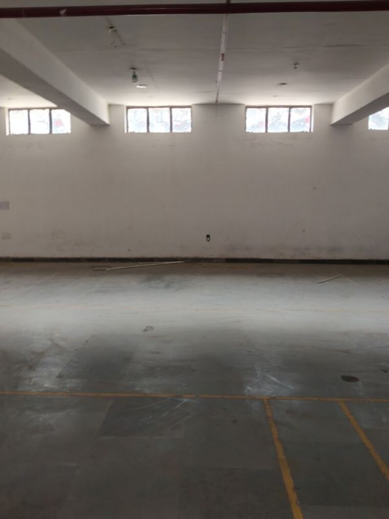 Floor Plan, sector 67 Commercial Warehouse 4000 Sq.Yd. In Sector 67 Noida 10216035