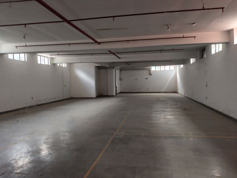 Floor Plan, sector 67 Commercial Warehouse 4000 Sq.Yd. In Sector 67 Noida 10216035