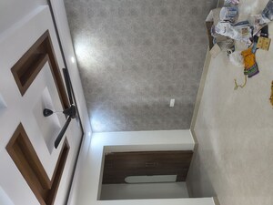 Furnished Amenities in 3 BHK Builder Floor at Sector 11 – for Sale