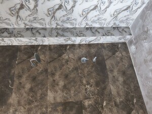 Plot Area in 3 BHK Builder Floor at Sector 11 – for Sale