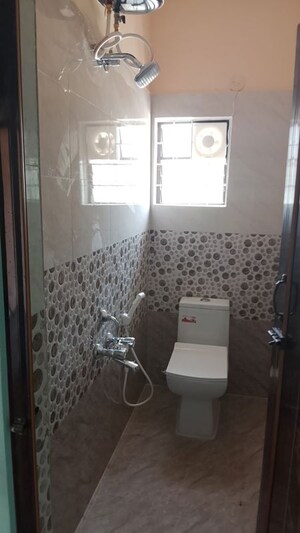 Bathroom in 1 BHK Builder Floor at Ejipura – for Rent