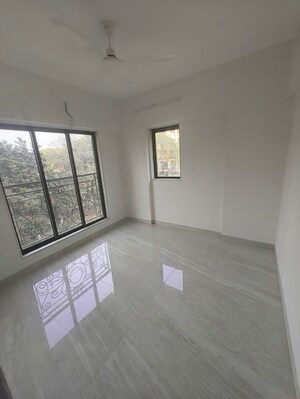 Room in 1 BHK Apartment at Chandiwala Pearl Heaven, Andheri East – for Rent