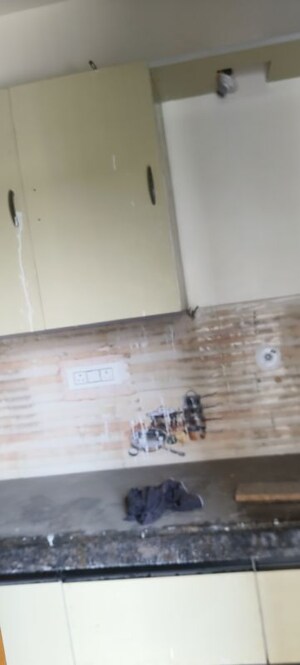 Room in 1 BHK Villa at RWA Apartments Sector 71, Sector 71 – for Rent