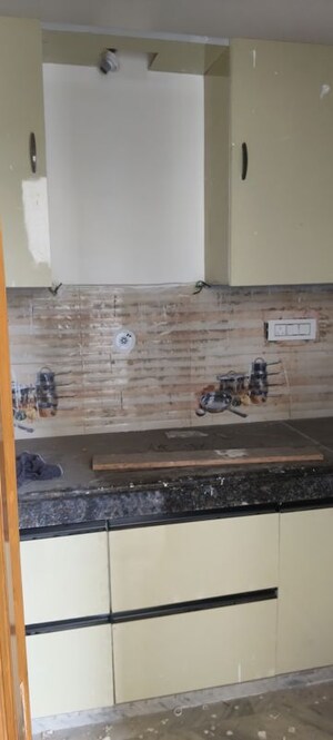 Bathroom in 1 BHK Villa at RWA Apartments Sector 71, Sector 71 – for Rent