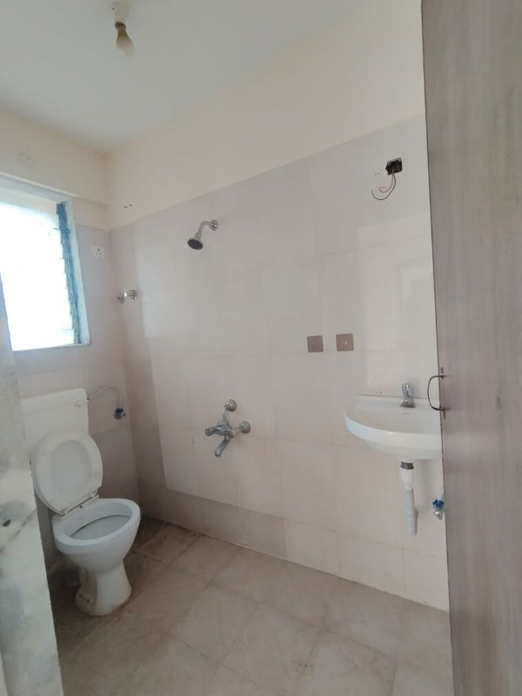 Bathroom, ram-pushpanjali-residency 1 Bedroom 450 Sq.Ft. Apartment In Owale Thane 10216090