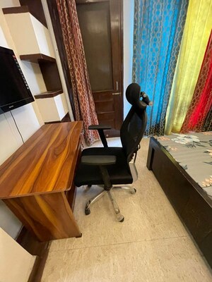 Staircase in 2 BHK Builder Floor at Ansal Sushant Lok I, Sector 43 – for Rent