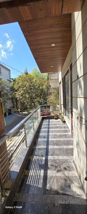 Balcony in 2 BHK Builder Floor at Ansal Sushant Lok I, Sector 43 – for Rent