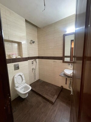 Bathroom in 2 BHK Builder Floor at Ansal Sushant Lok I, Sector 43 – for Rent
