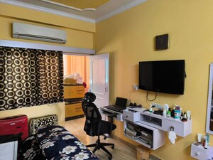 Team Area in 3 BHK Apartment at Emaar Digi Homes, Sector 62 – for Sale