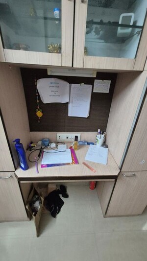 Team Area in 2 BHK Apartment at Sai Baba Complex Goregaon, Goregaon East – for Rent