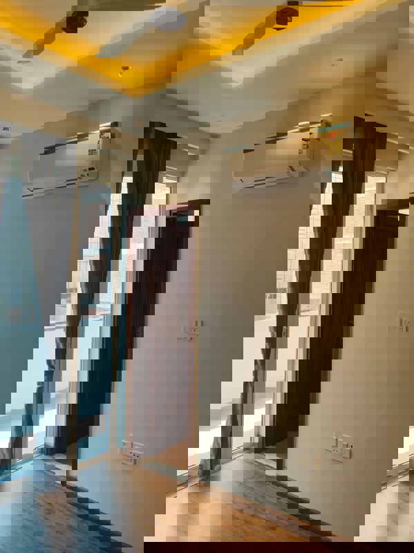 3.5 BHK 1561 Sq.Ft. Builder Floor in Raj One Good Earth