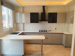 Bedroom in 3.5 BHK Builder Floor at Raj One Good Earth, Sector 71 – for Sale