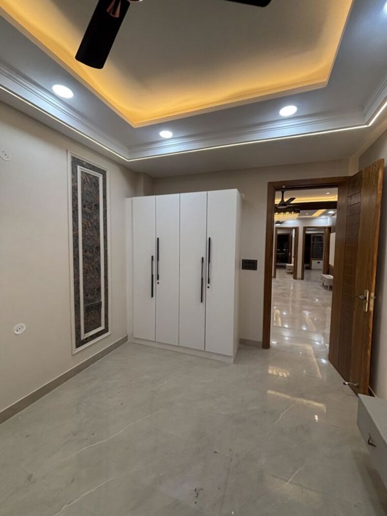 Room, puri-aman-vilas 3 Bedroom 150 Sq.Yd. Builder Floor In Sector 89 Faridabad 10188414