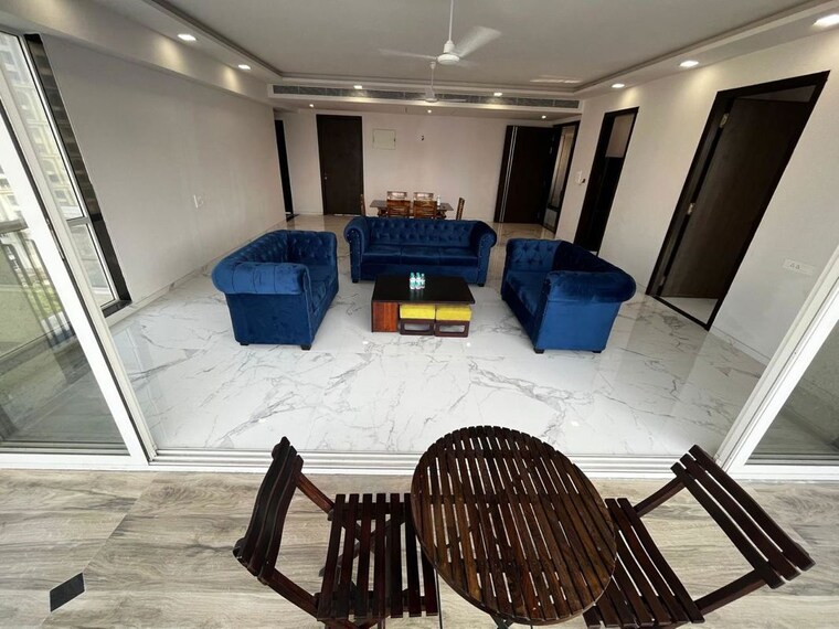 Team Area, nsg-chittaranjan-tower 4 Bedroom 3000 Sq.Ft. Apartment In Powai Mumbai 10216123