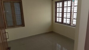 Room in 2 BHK Builder Floor at Ejipura – for Rent
