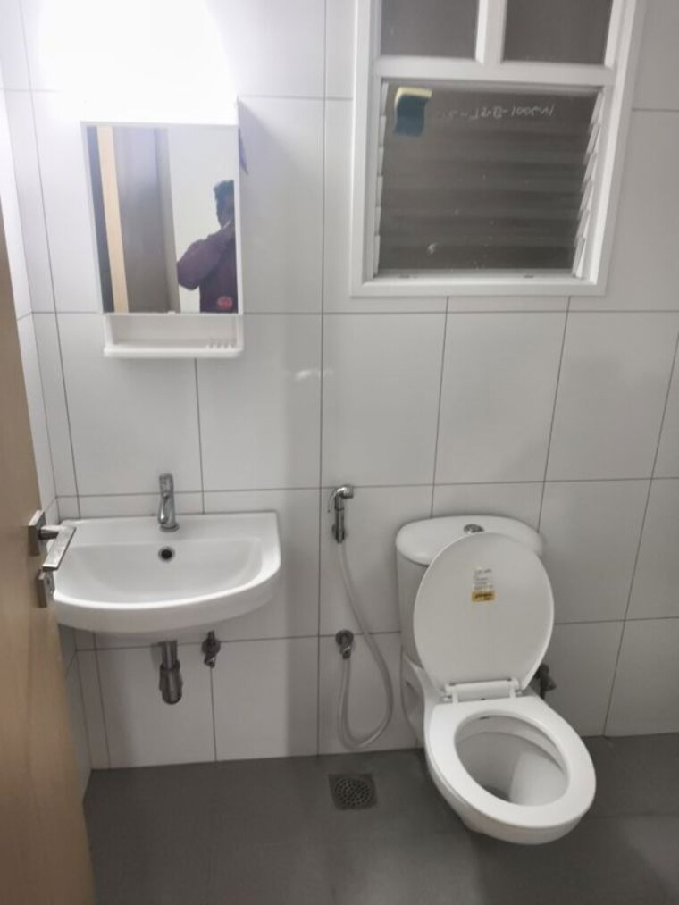 Bathroom, prestige-willow-tree 2 Bedroom 1350 Sq.Ft. Apartment In Vidyaranyapura Bangalore 10216109