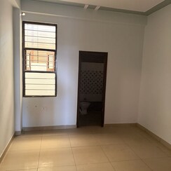 2 BHK + Pooja Room Apartment For Sale in Modipuram