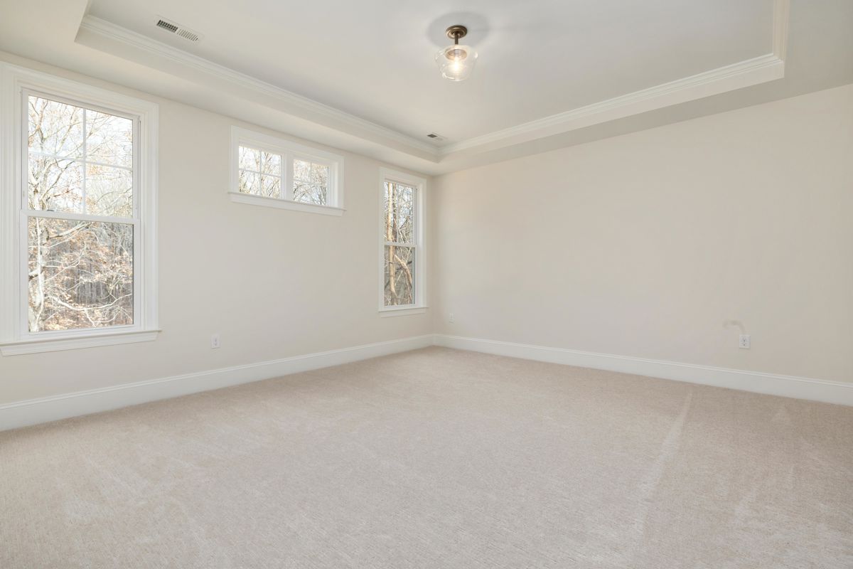 3 BHK + Servant Room Apartment For Sale in Sethi Colony