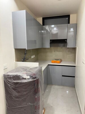 Kitchen in 1 BHK Builder Floor at Sector 52 – for Rent
