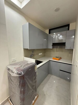 Bathroom in 1 BHK Builder Floor at Sector 45 – for Rent