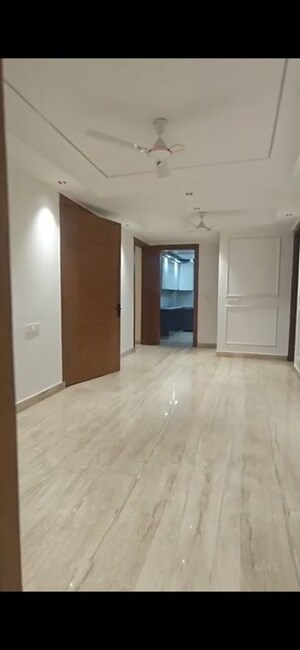 Room in 3 BHK Builder Floor at Sushant Lok I – for Sale