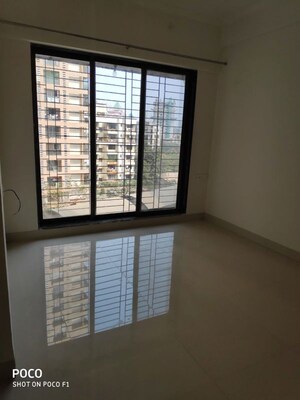 1 BHK Apartment For Rent in UK Iridium, Kandivali East