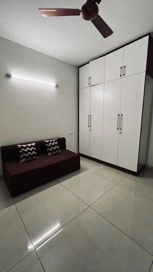 Furnished Amenities in 2 BHK Apartment at Prestige Finsbury Park Hyde, Bagaluru – for Rent