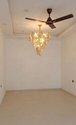 250 Sq.Ft. Showroom in Raja Park