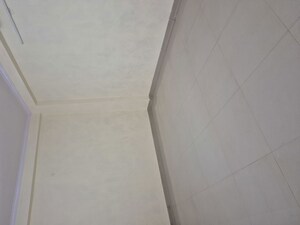 Building Lobby in 2.5 BHK Builder Floor at Mayur Vihar – for Rent